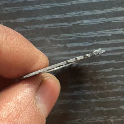 Tagliatrice di lame di acciaio al carbonio 3050.8950.4 Coltello da fresatura resistente all'usura per le agganciatrici Muller Martini