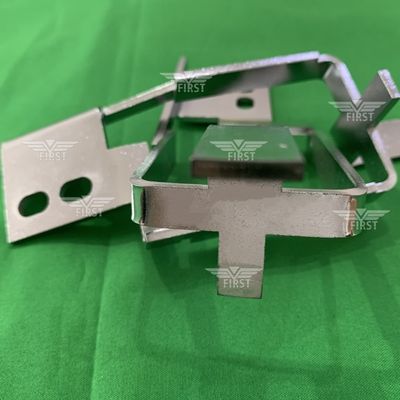 Best Quality SM52 Paper Stop Bracket G2.015.456 Fermaglio di fermaglio in carta argento