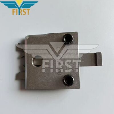 Base per chiodo piatta con telaio della testa del chiodo a forma di farfalla con configurazione a 75 teste per un posizionamento stabile del chiodo nelle macchine per inchiodare selle