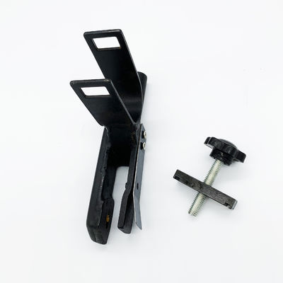 Materiale in ferro nero Compatibile con SM/CD102 Elemento di rallentamento dell'aspirazione del supporto del disco del freno in uscita